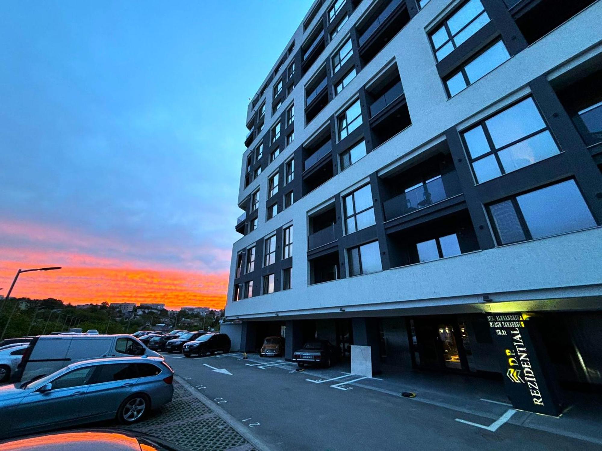 Apartamento Sky View - Free Parking Iasi Exterior foto